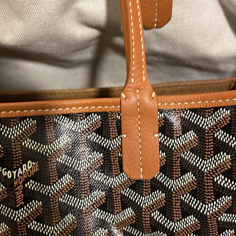 Goyard Brown Chevron Tote with Tan Trim - Picture 2 of 12